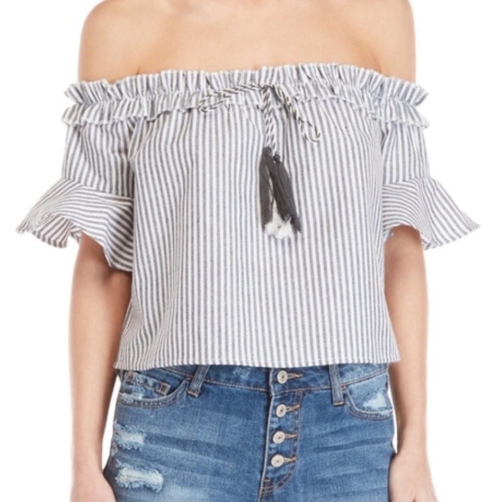 Rampage crop top off shoulder fringe detail striped size medium